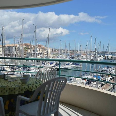 Frejus: Appt 2P, 5 Pers, Piscine, Plage A 150M, Parking, Animaux Ok - Fr-1-226A-357 Екстер'єр фото