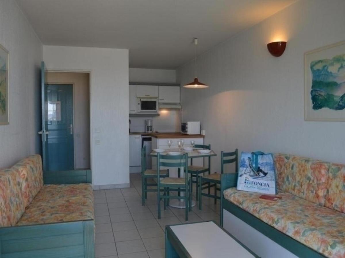 Frejus: Appt 2P, 5 Pers, Piscine, Plage A 150M, Parking, Animaux Ok - Fr-1-226A-357 Екстер'єр фото